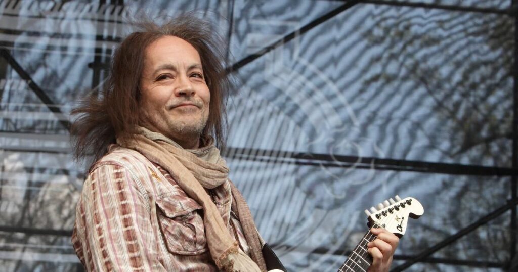 Jake E Lee Lifestyle